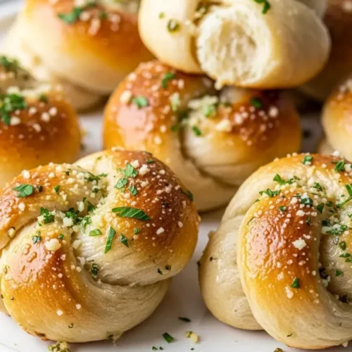 Sourdough Discard Garlic Knots